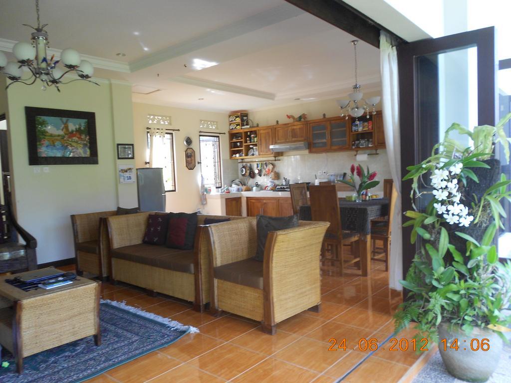 Villa Jasmine B&B Ubud  Exterior photo